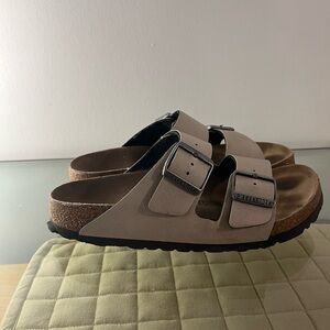 Birkenstock Light Brown Sandals